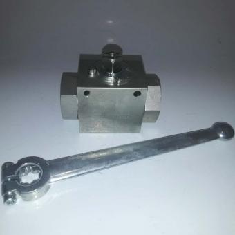 Блочный шаровый кран трехходовой DN20 G3/4 PN400 фото 1